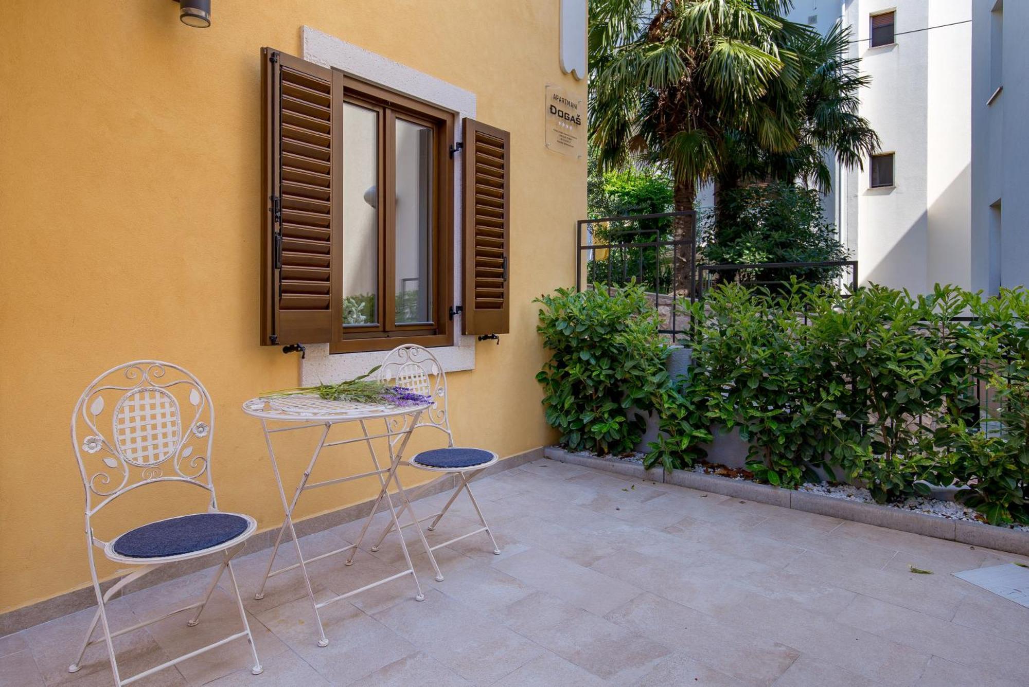Apartmani Dogas Crikvenica Oda fotoğraf
